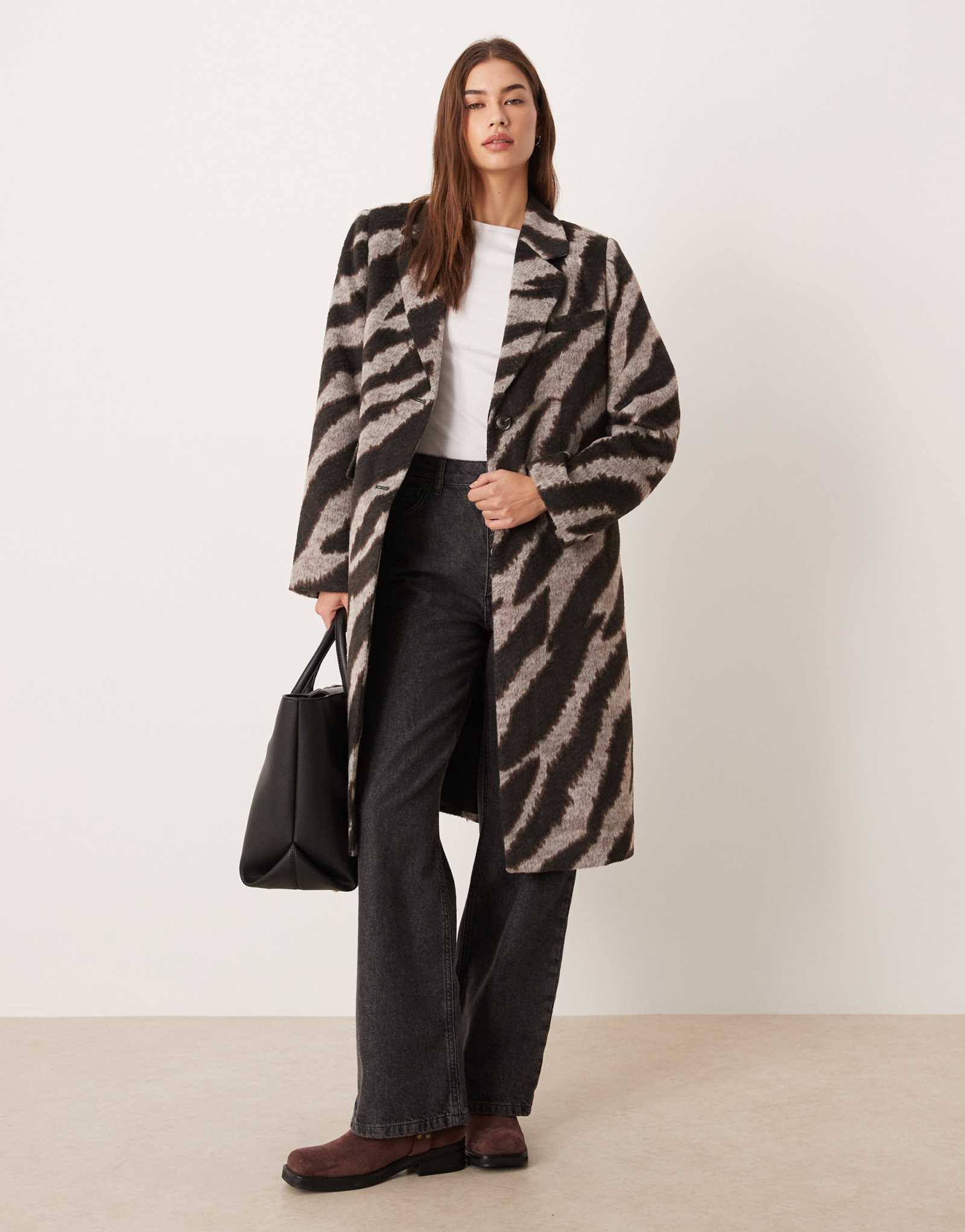 Вечернее пальто VILA с принтом 