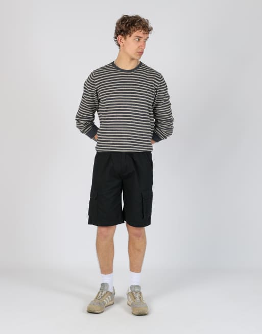 Vintage  32x21 canvas cargo shorts in black
