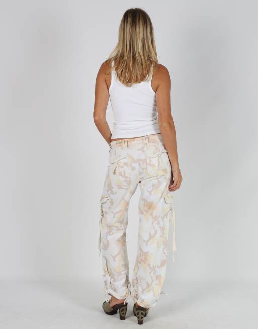 Vintage 4VIP M cargo pants in cream, 3 of 4