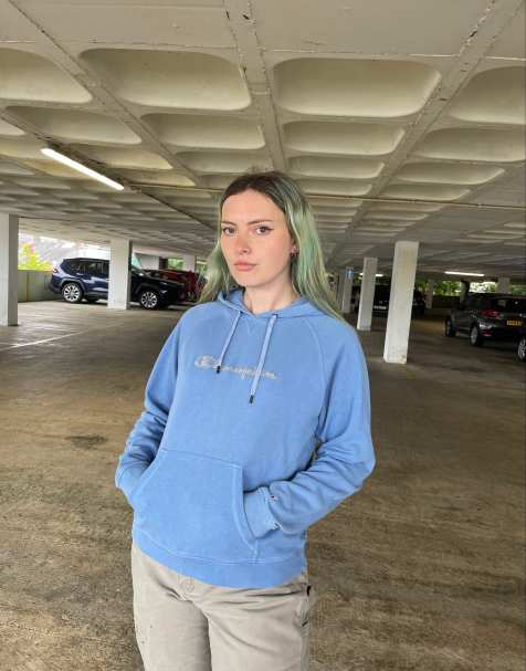 Vintage 90s Champion Size M Hoodie in Blue - view 1