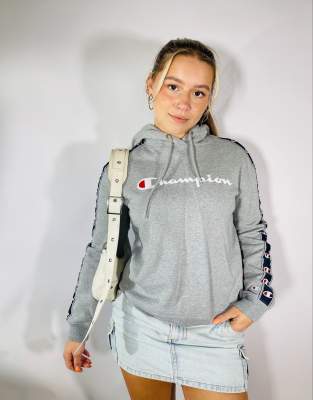 Vintage 90s Champion Size S Hoodie in Grey