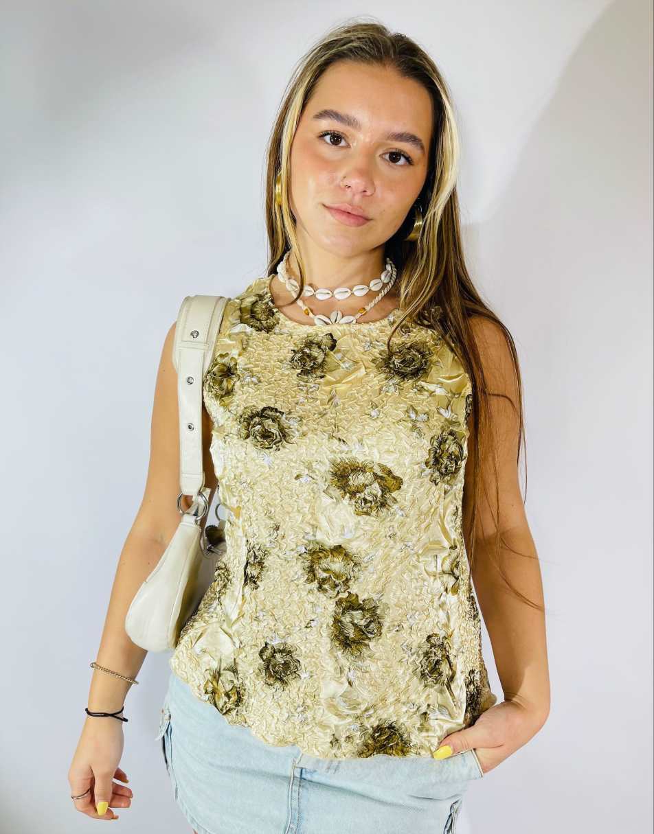 Vintage 90s Crinkle Size M Floral Blouse Top in Multi