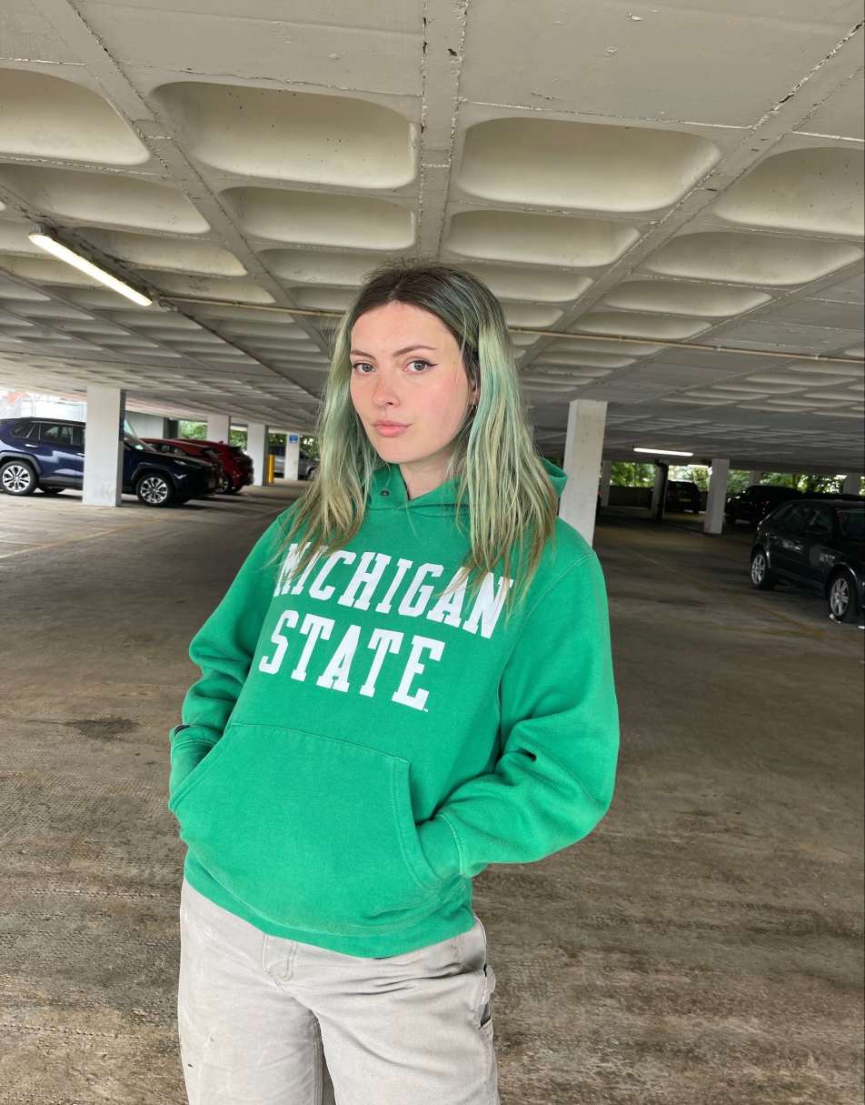 Vintage 90s Jansport Size S Michigan State Hoodie in Green