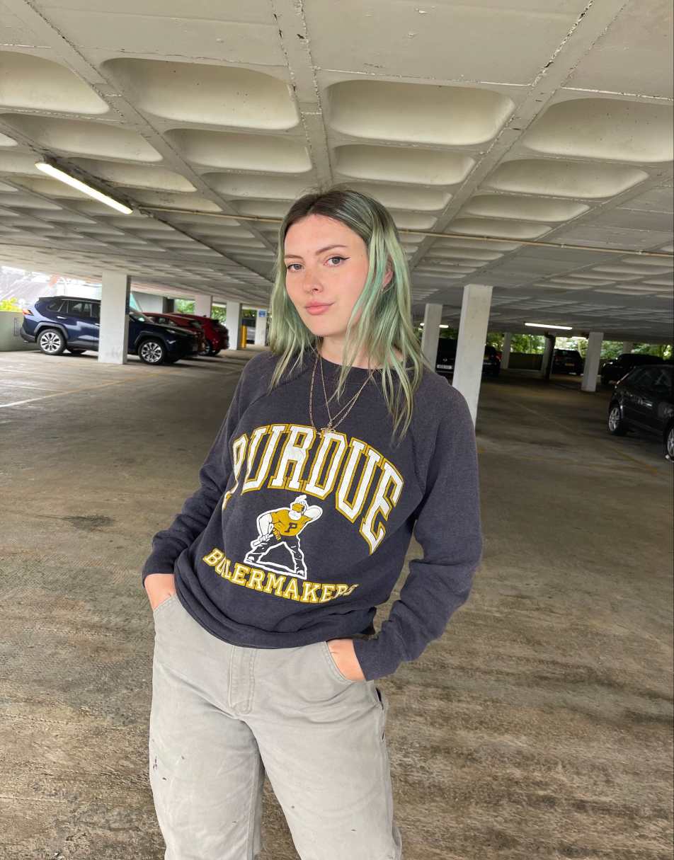 Vintage 90s Purdue Size M Sweatshirt in Grey