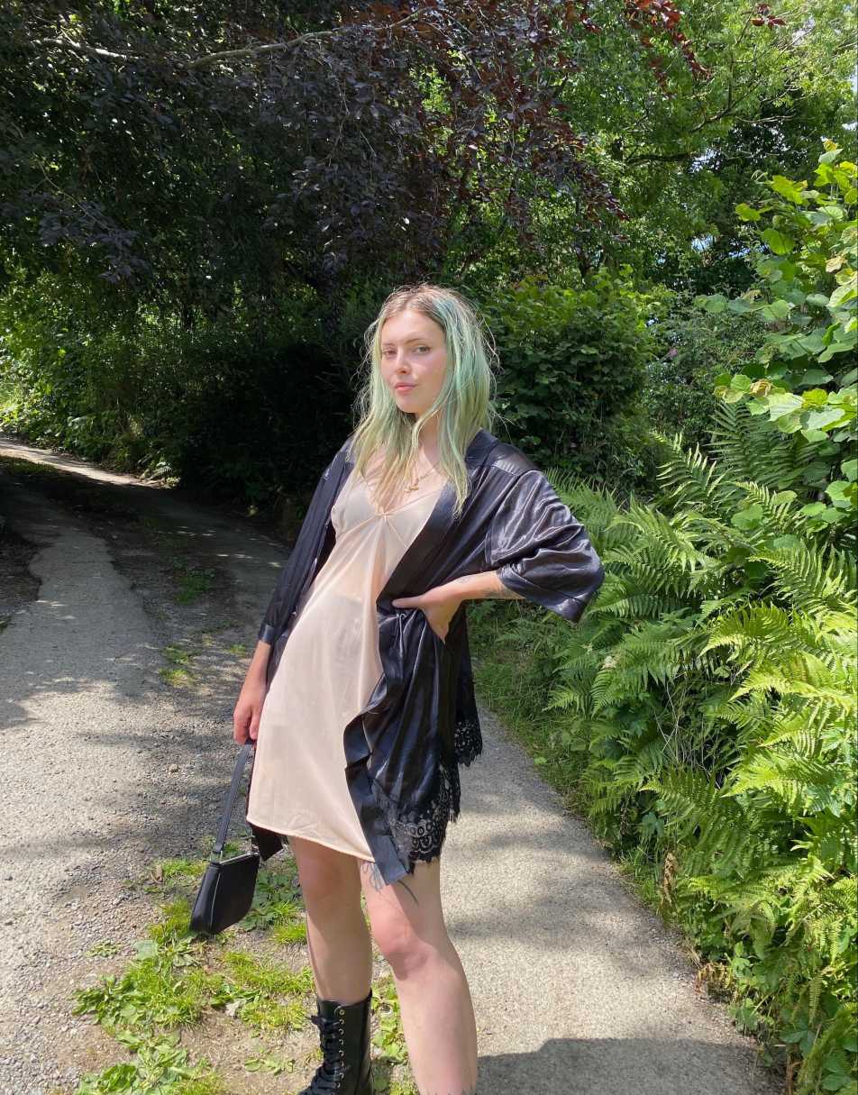 Vintage 90s Satin Lace One Size Kimono in Black