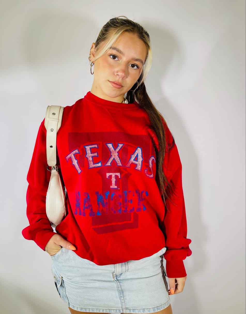 Vintage 90s Texas Rangers Size M Sweatshirt in Red
