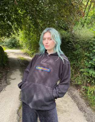 Buy Vintage 90s Umbro Size L Fleece Hoodie in Black Online