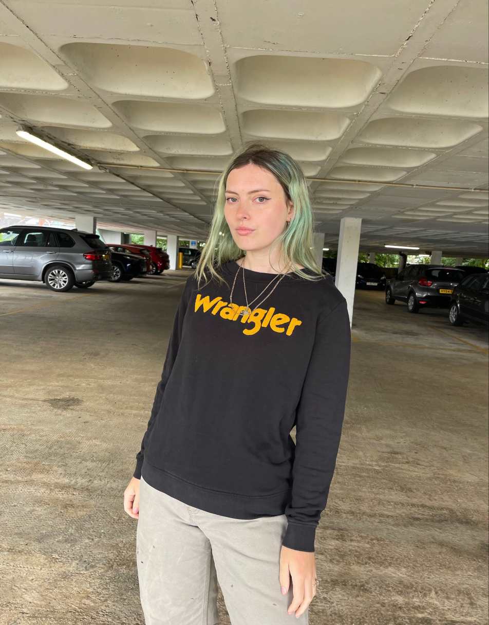 Vintage 90s Wrangler Size M Sweatshirt in Black