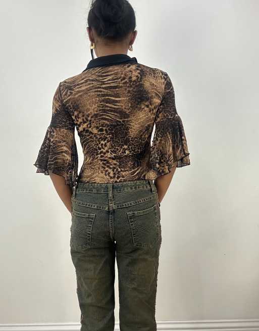 Vintage animal print collared top in brown, 2 of 4