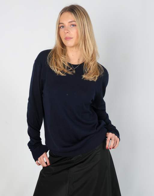 Vintage Aquascutum L knitted jumper in navy blue