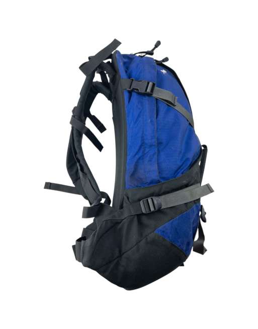 Vintage Arcteryx Miura Backpack in Blue | ASOS display picture 2