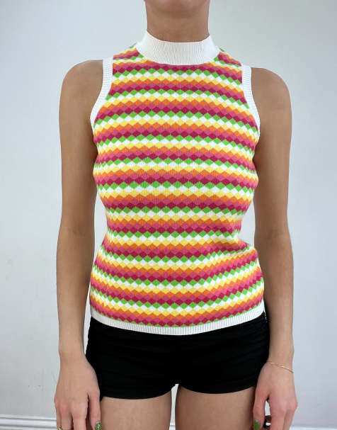 Vintage argyle pirnt vest in pink - view 1