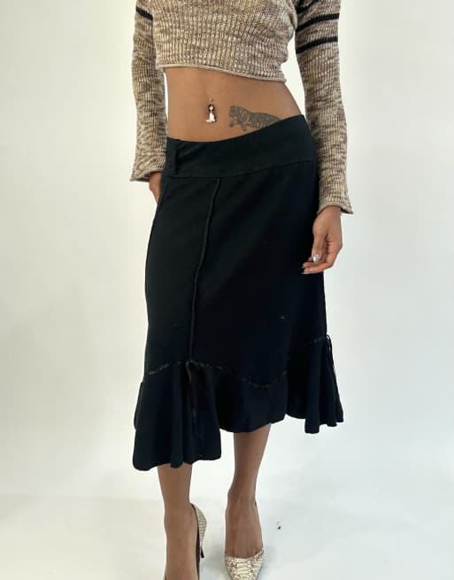 Vintage asymmetric skirt in black
