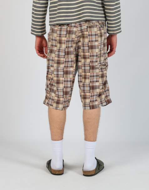 Vintage Avirex 34x23 canvas cargo shorts in tan - view 1