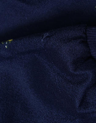 Thumbnail 3 of 4
