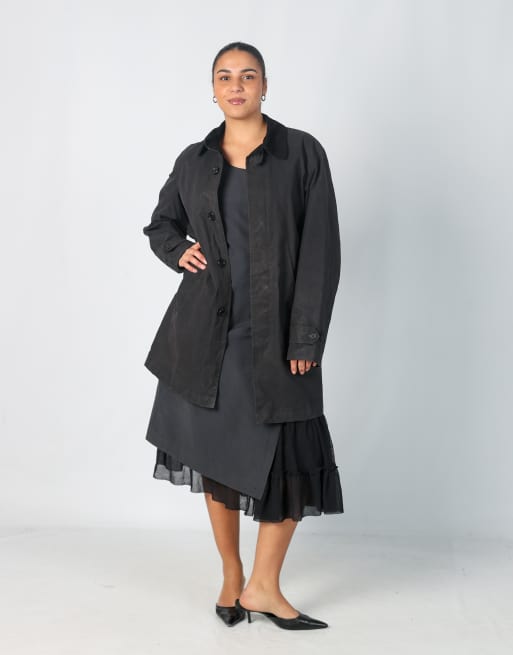 Vintage Barbour M trench coat in black