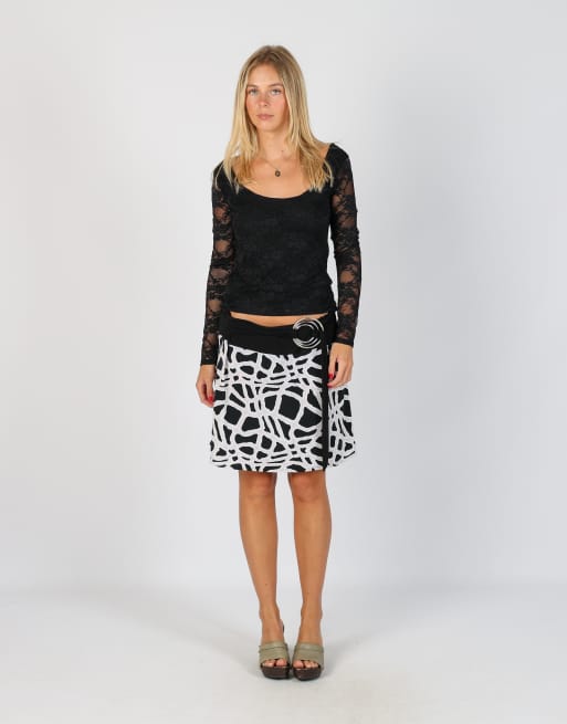 Vintage Blasting S woven mini skirt in black, 1 of 4