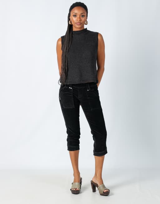 Vintage Blue Collection S capri trouser in black