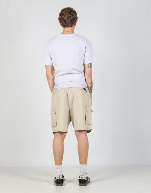 Vintage Burberry 38x18 canvas cargo shorts in tan, 3 of 6