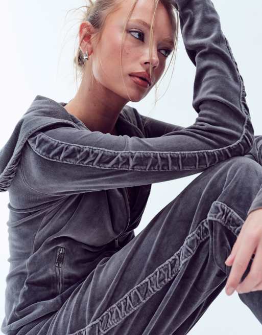 Vintage Burberry ruched velour tracksuit size s in grey