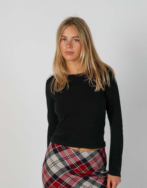 Vintage Burberry XS long sleeve top in black, 1 of 4