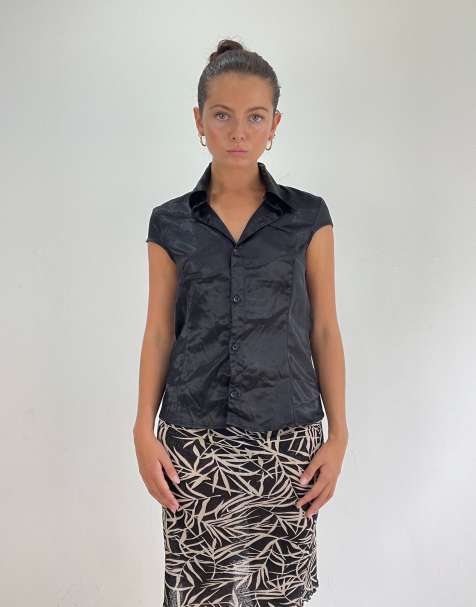 Vintage button up blouse in black - view 1
