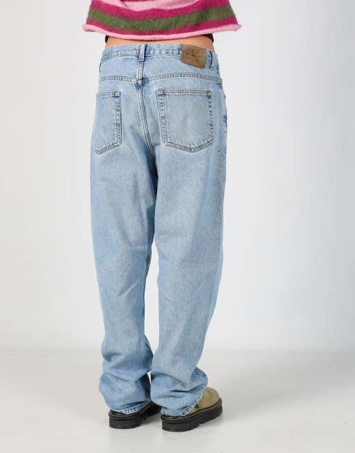 Vintage Calvin Klein 32x30 denim jeans in light blue