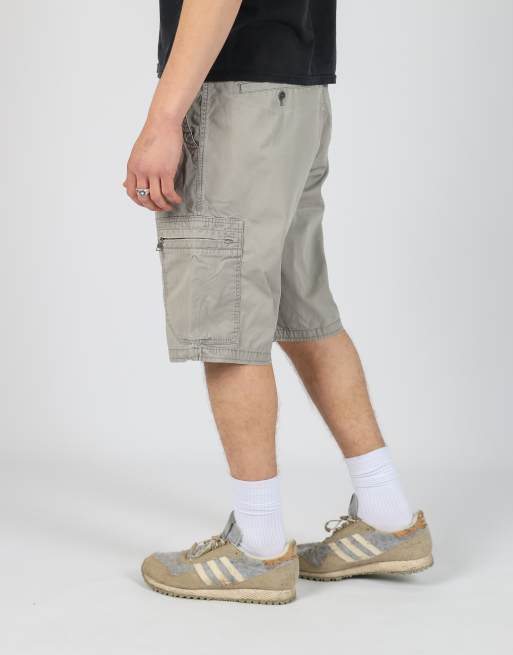 Vintage Calvin Klein 34x22 canvas cargo shorts in light grey