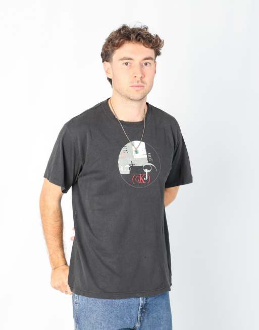 Vintage Calvin Klein m t-shirt in black