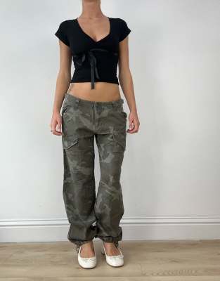Thumbnail 4 of 4