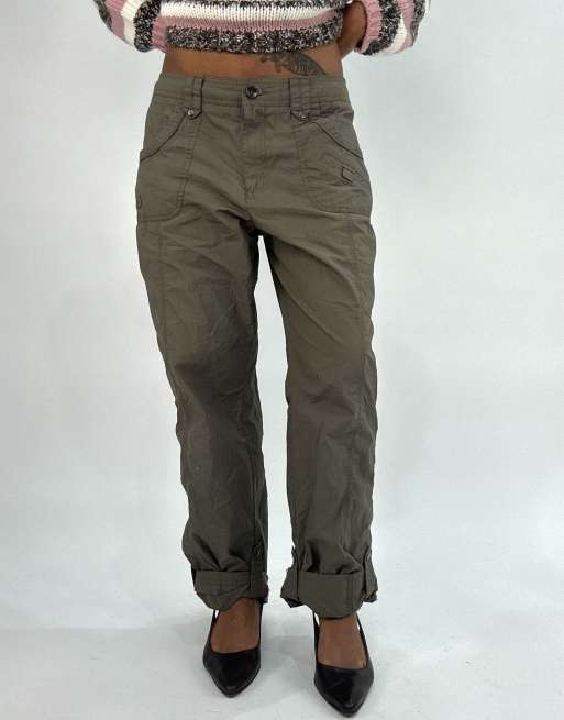 Vintage cargo trousers in khaki