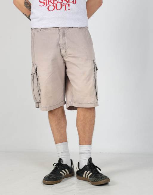 Vintage Carhartt 36x22 canvas cargo shorts in beige, 2 of 6