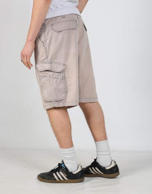 Vintage Carhartt 36x22 canvas cargo shorts in beige, 4 of 6