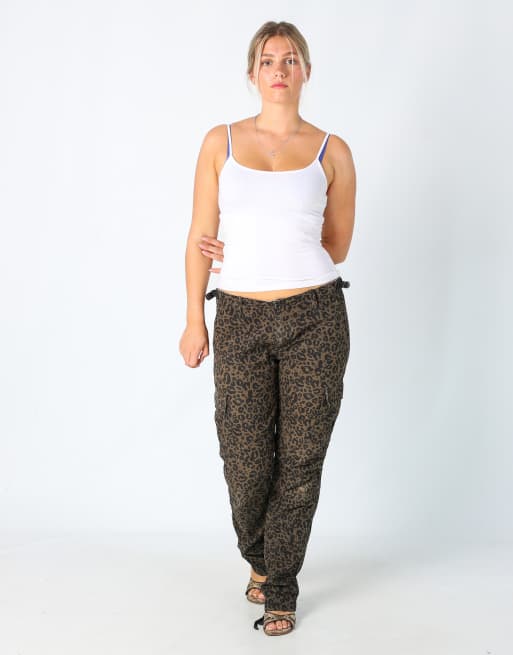 Vintage Carhartt S casual trousers in khaki green