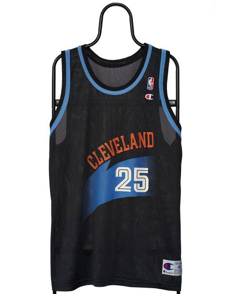 Vintage Champion 90s cavaliers size L jersey in black - view 1