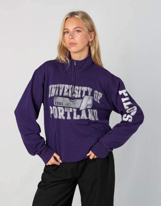 Vintage Champion m sweatshirt in purple