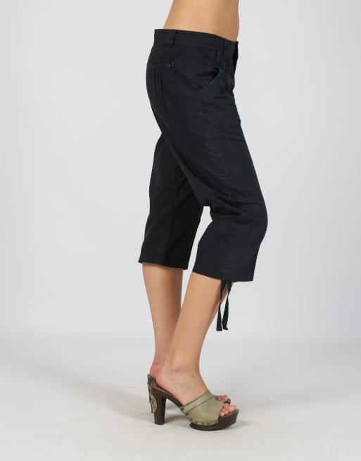 Vintage Champion S capri trouser in black, 2 of 4