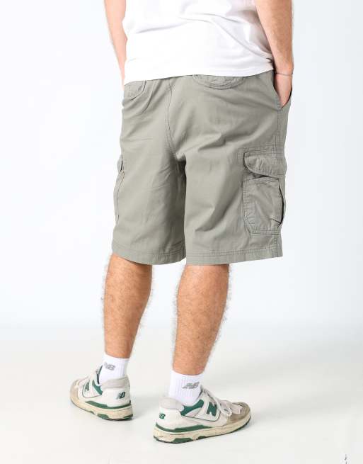 Vintage Chaps Ralph Lauren 36x22 canvas cargo shorts in khaki green