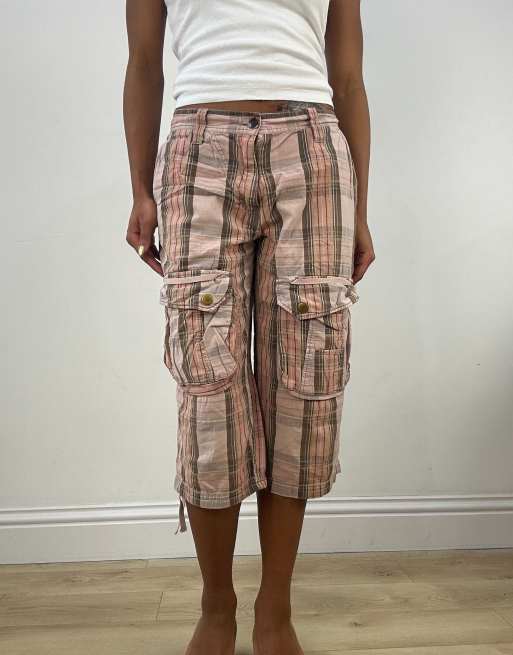 Vintage checkered 3/4 length trousers in pink