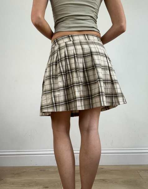 Vintage checkered pleated skirt in beige - view 2