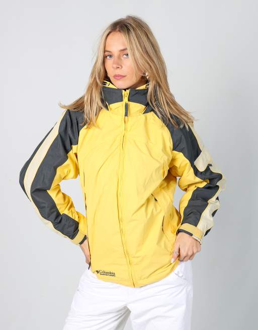 Vintage Columbia S ski jacket in yellow