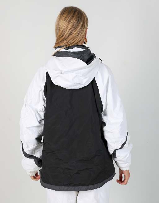 Vintage Columbia XL ski jacket in black, 2 of 4