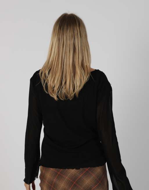 Vintage Conos M mesh top in black, 2 of 4
