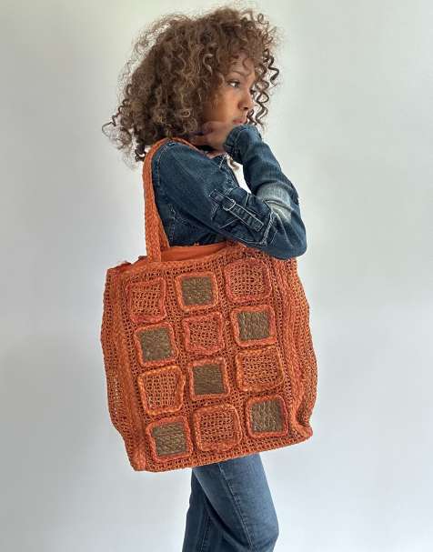 Vintage crochet shoulder bag in orange - view 1