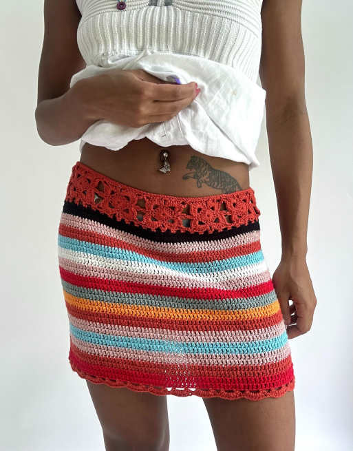Vintage crochet skirt in red