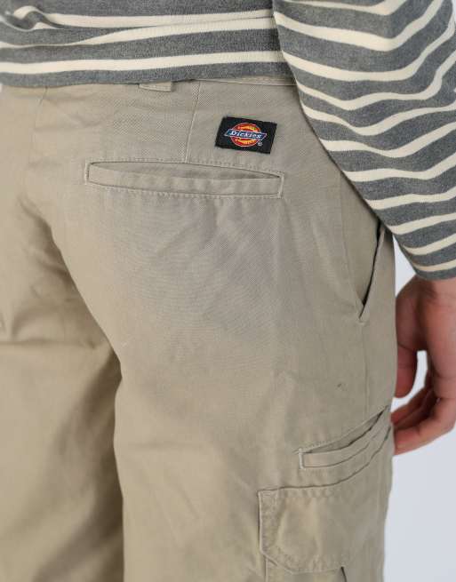 Vintage Dickies 30x21 canvas cargo shorts in khaki green, 4 of 4