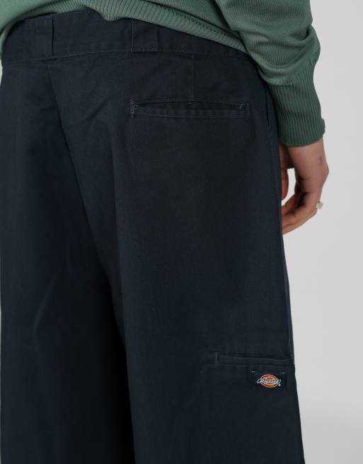 Vintage Dickies 34x21 canvas cargo shorts in navy blue, 4 of 4