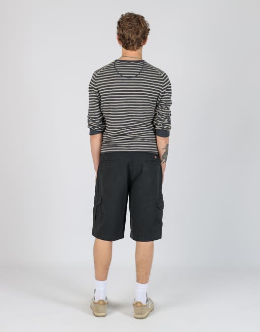 Vintage Dickies 34x22 canvas cargo shorts in black, 3 of 4