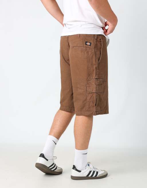 Vintage Dickies 36x23 canvas cargo shorts in brown, 2 of 4