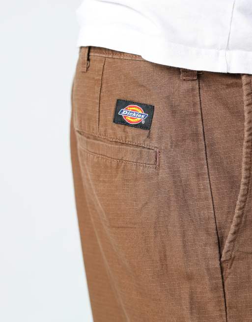 Vintage Dickies 36x23 canvas cargo shorts in brown, 4 of 4